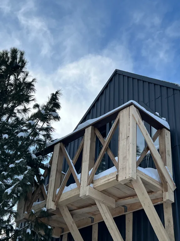 Барнхаус с балконом