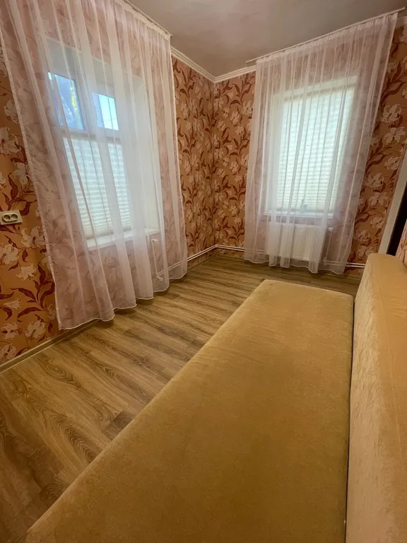 Коттедж Уютный дом в центре города !!! — Ейск