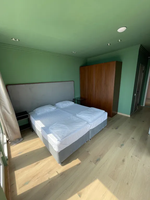 Двухкомнатный четырехместный номер с видом на море