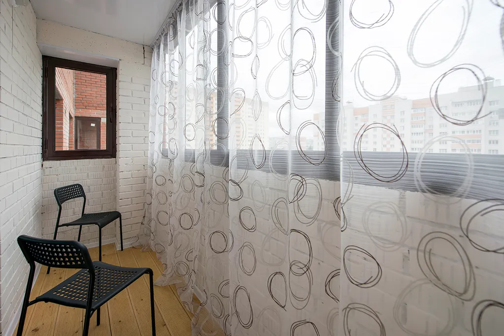 Евродвушка у Ледового дворца, стадиона Локомотив и вокзала