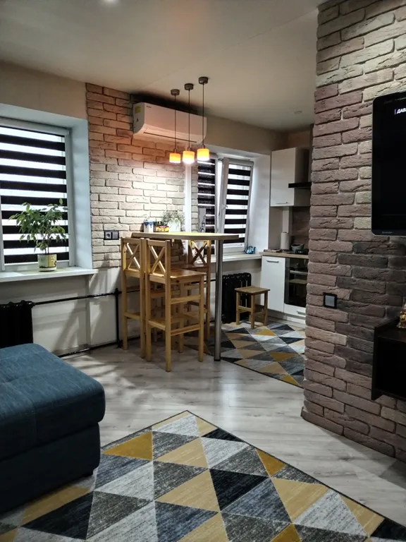 Квартира-студия с отдельной спальней, центр