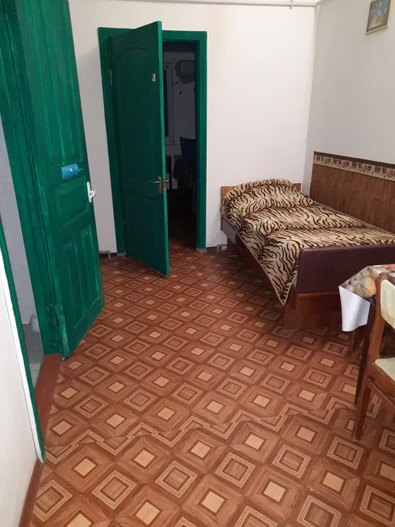 Квартира 2-комнатная Квартира — Евпатория