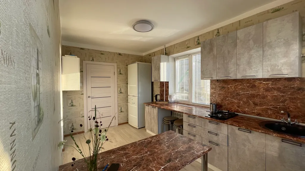 Коттедж Уютный дом по краю лесного массива с видом на горы — Кисловодск