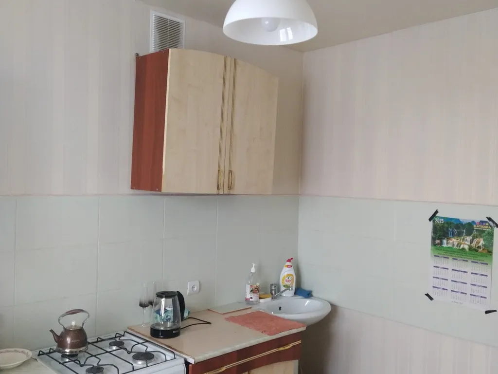 Уютная однушка в районе кировской больницы, от центра 10 минут