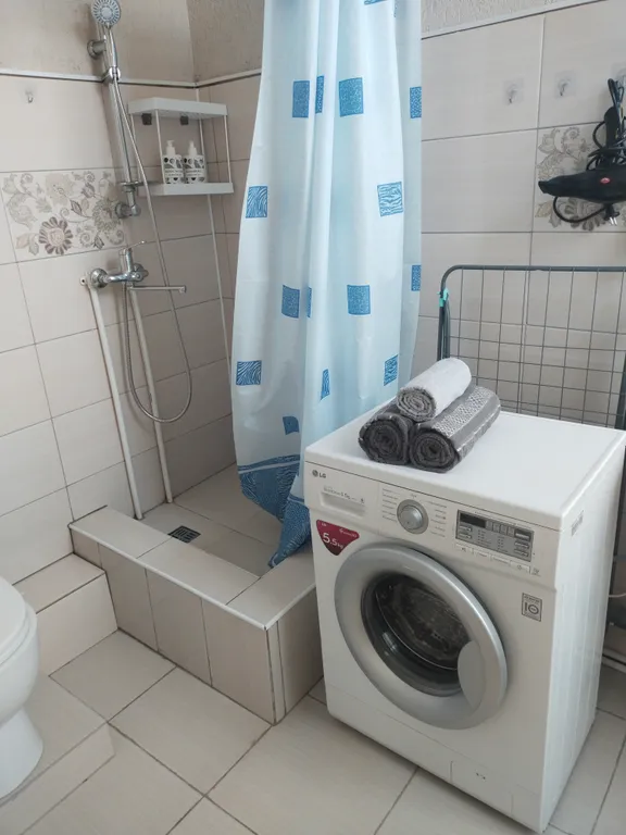 Квартира Уютная и светлая квартира-студия рядом с Буддийским Хурулом — Элиста