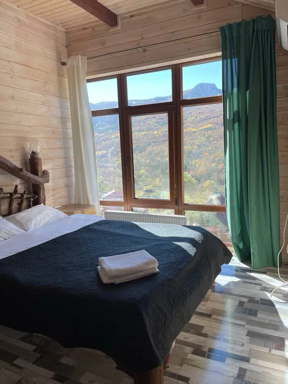 4-комнатная Квартира