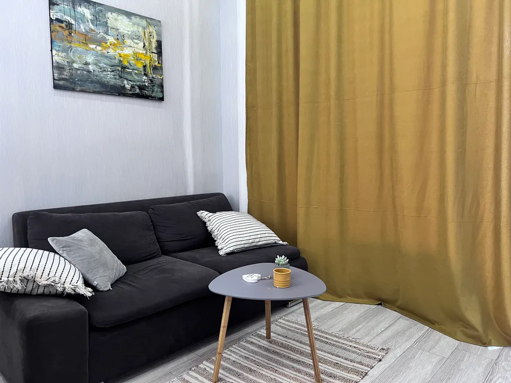 Студия возле Круглого сада