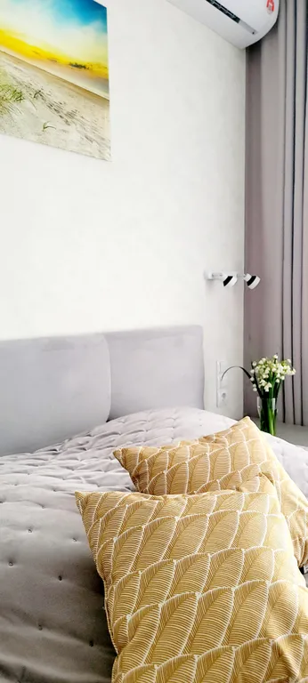 Стильные апартаменты с видом на море и горы