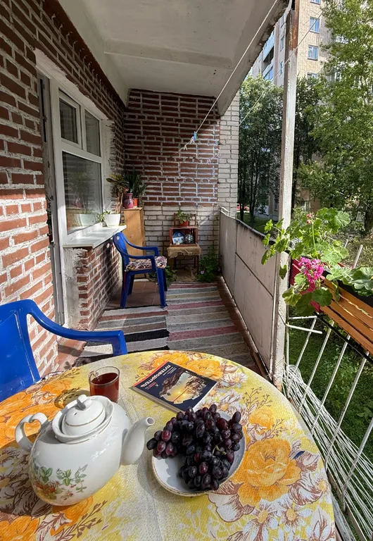 Квартира в центре Машгородка с большой открытой лоджией