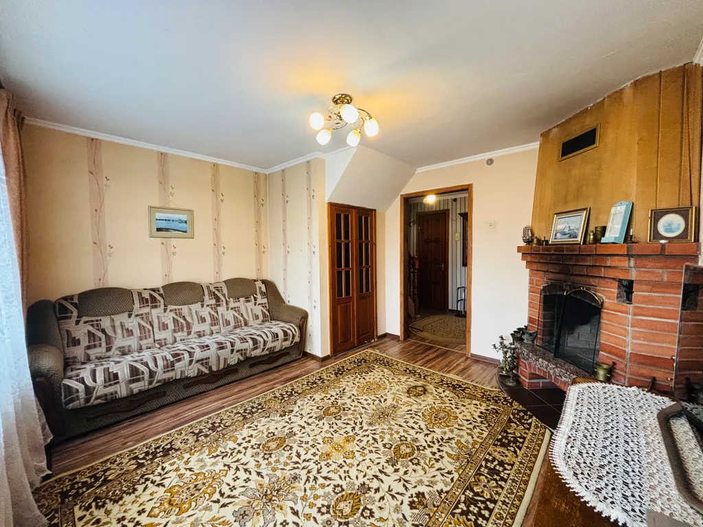 Уютный домик с камином