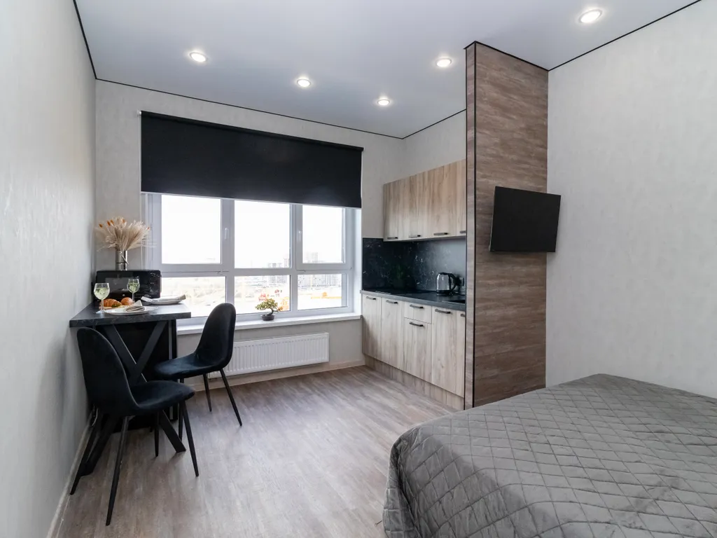 Квартира Комфортная студия в ЖК Айвазовский — Тюмень