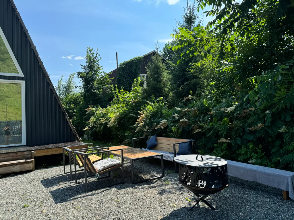 А-фрейм с видом на гору