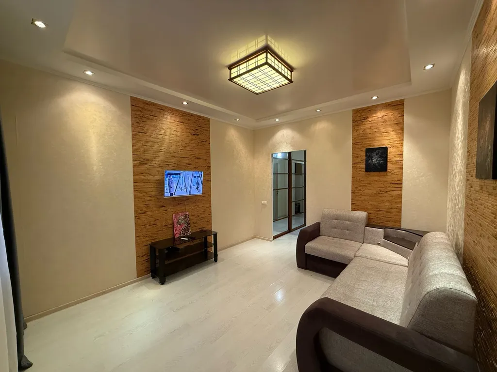 Квартира Уютная квартирка-студия — аренда посуточно в Сургут