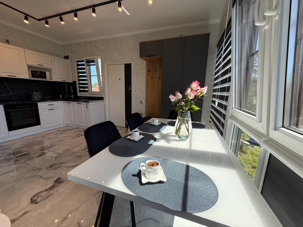 Коттедж Шикарный дом для отдыха — аренда посуточно в Верхневесёлое