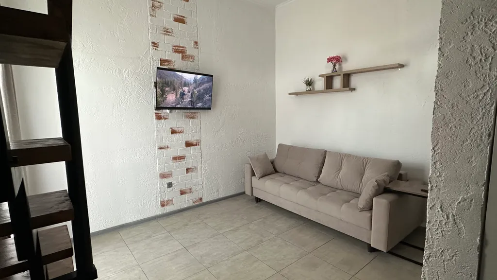 Новая уютная квартира в частном районе