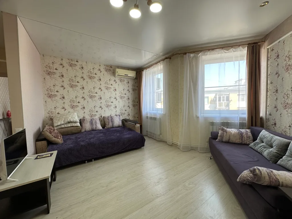 Просторная 2-х комнатная квартира у моря