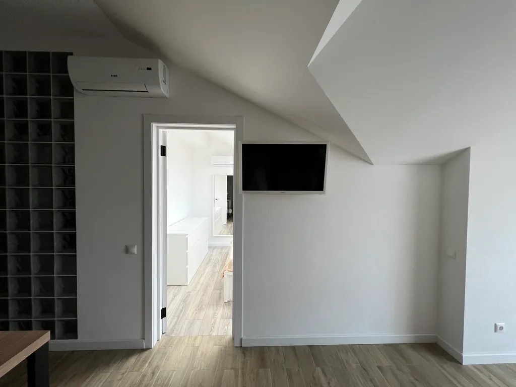 Квартира Квартира с дизайнерским ремонтом в одном из лучших районов — Геленджик