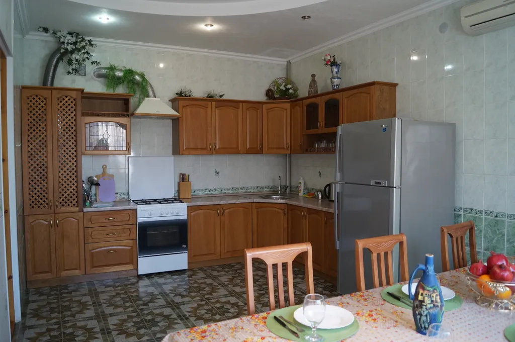 Уютный просторный дом на Крутой