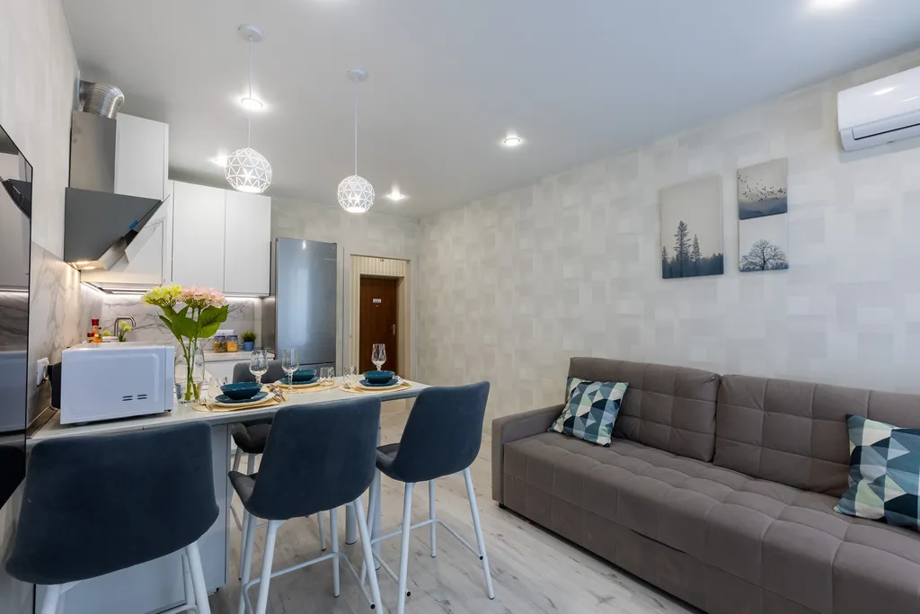 У нас уютно, ждем вас в гости, рядом центр Мулдашева