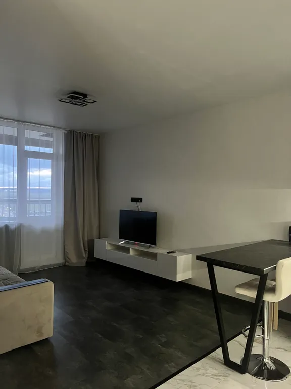 Квартира Квартира Новая квapтира с кухней-гостиной и отдельной комнатой в октябрьcком — Красноярск