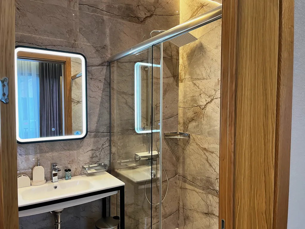 Апартаменты на набережной центра города