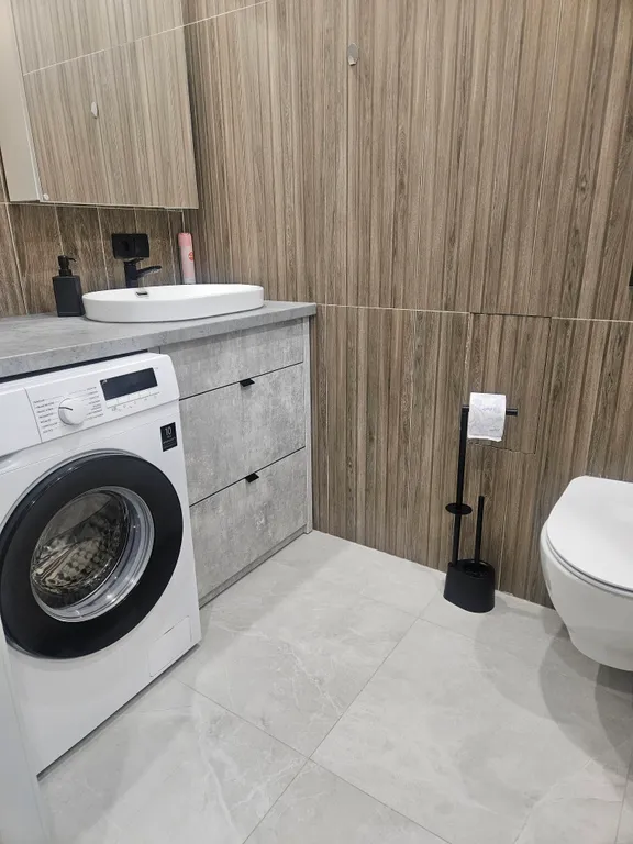 Сегодня тут