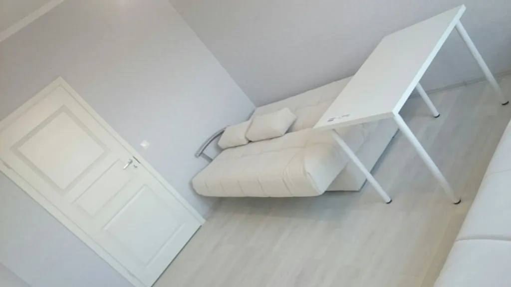 Евродвушка с компьютером, принтером, новой кроватью