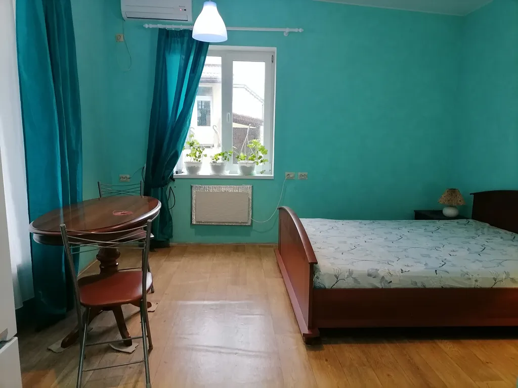 Студия в частном секторе