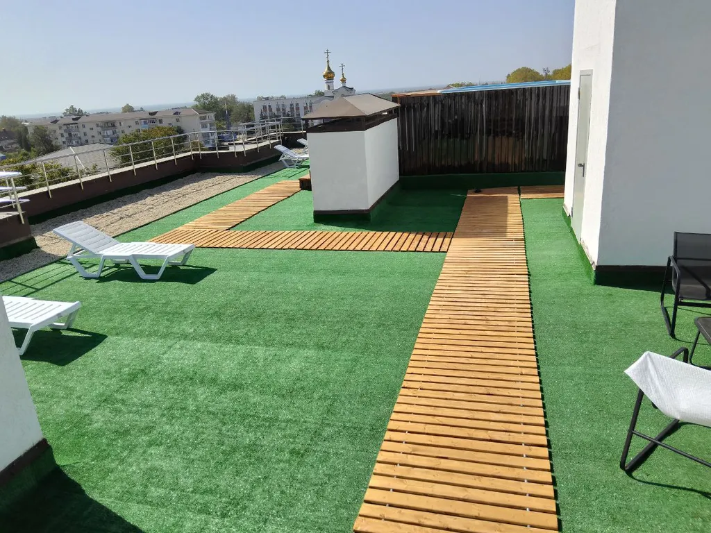 Дизайнерская студия «Лавандовая Гармония» с бассейном и террасой