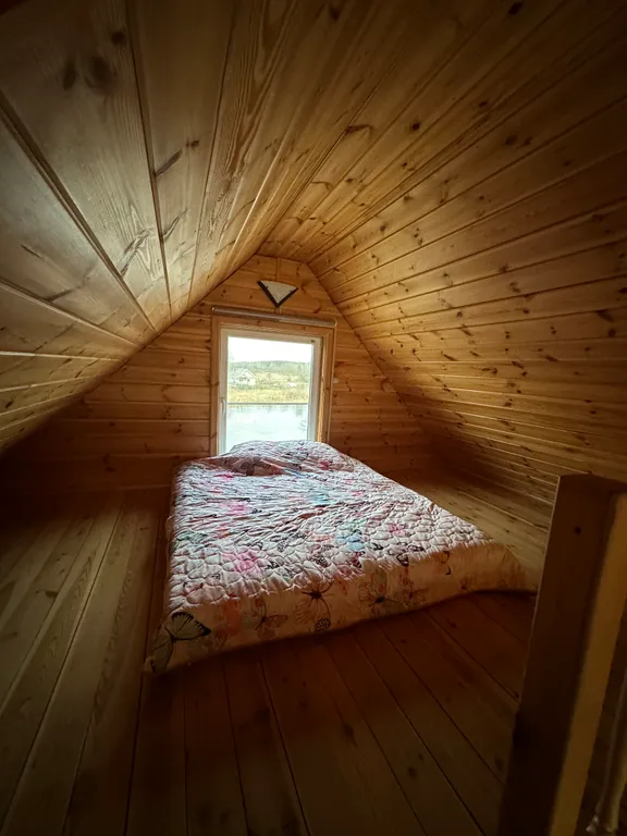 Уютный коттедж на берегу реки Milana Village