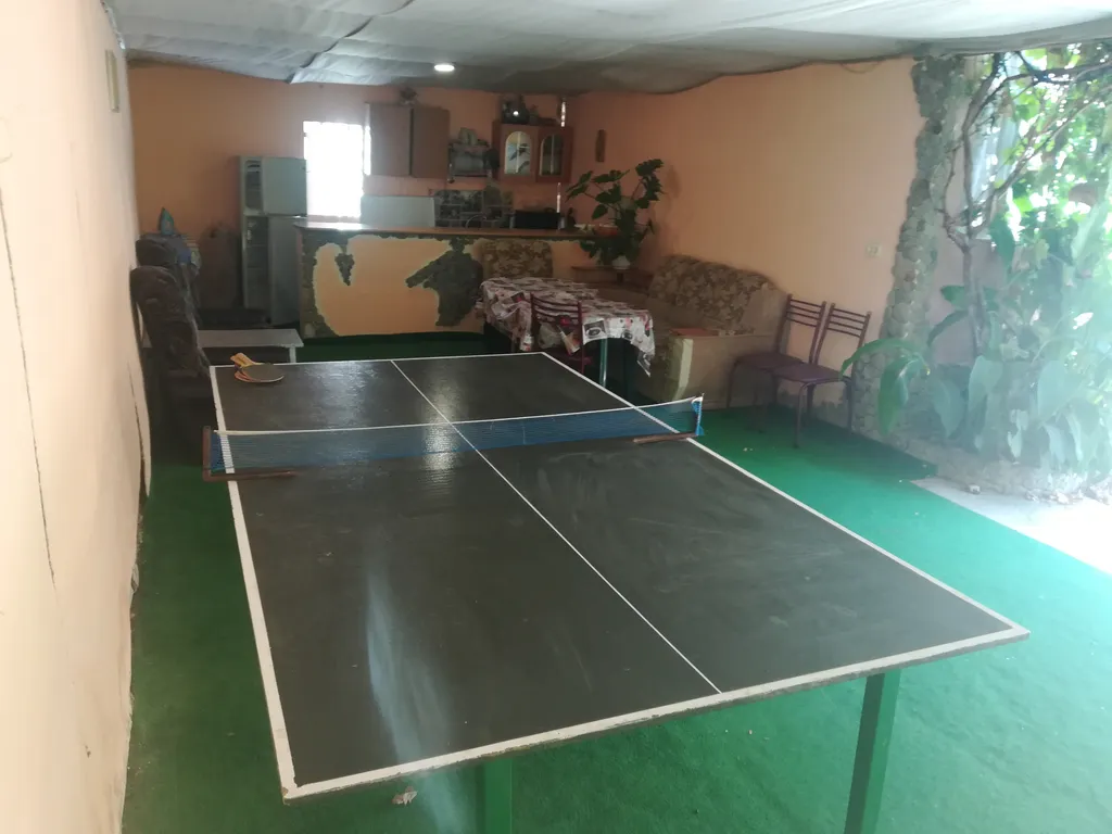 Комфортный дом с личным просторным двором