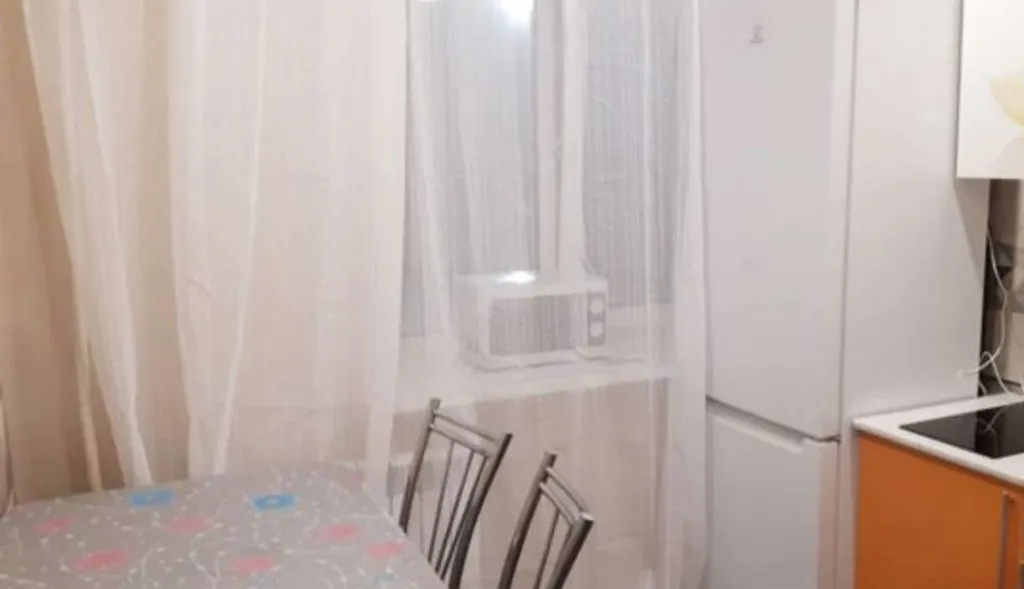 Двухкомнатная квартира с современным ремонтом в центре Норильска