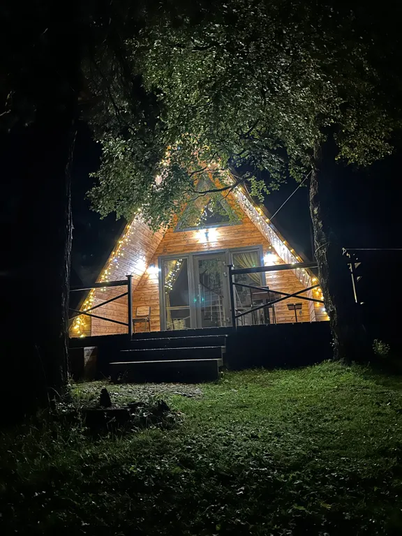 Коттедж Афрейм с видом на горы — Архыз