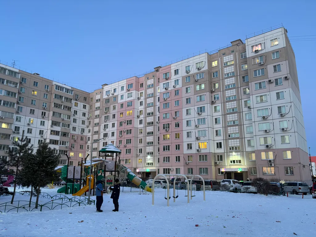 Квартира 3-х комнатная квартира рядом с Амуром с новой техникой — Хабаровск