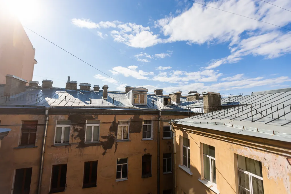 Квартира Атмосферная квартира в центре с питерским вайбом и видом на крыши — Санкт-Петербург