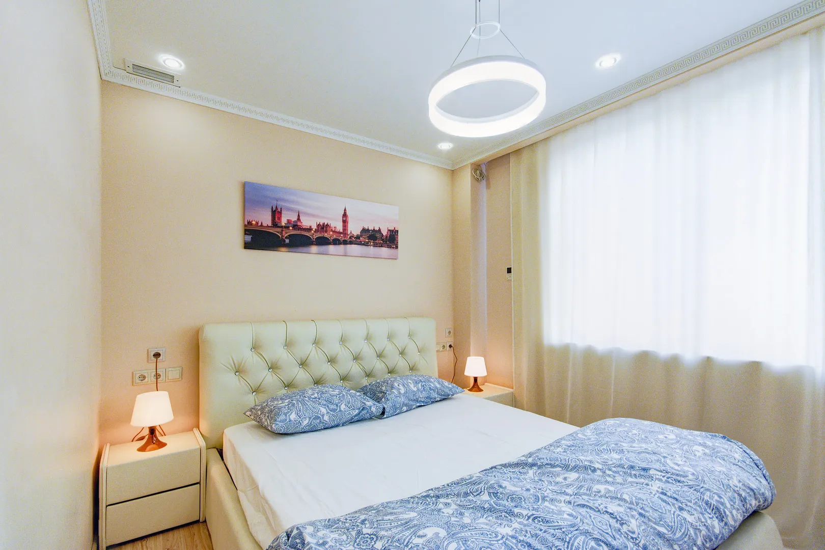 2nd bedroom with 1 queen-sized beds 1,6м  2й Спальни с 1 кровати 1,6м