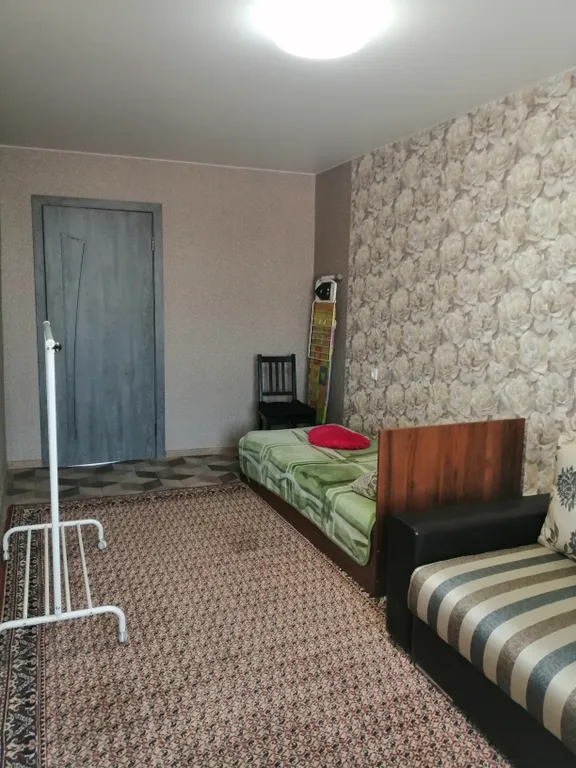 Чистая, просторная 3-комнатная квартира в престижном районе города