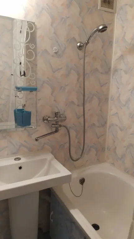 Квартира уп в г. Кинешме на берегу р. Волга. Работаем  с юр. л по б/н