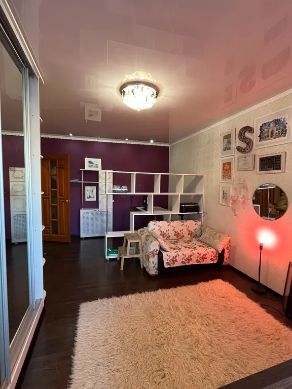 Уютная квартира с дизайнерской комнатой