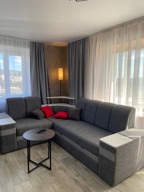 Уютная квартира на красной линии города с видом на вулканы