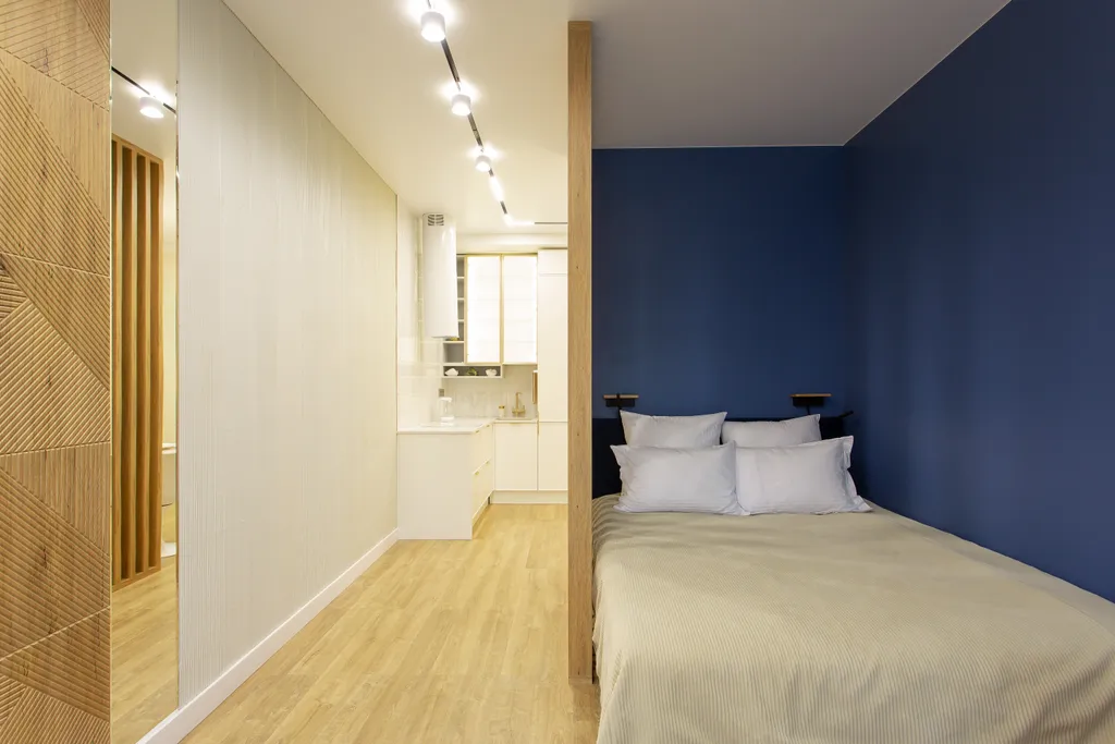 Уютная студия на берегу реки со своей террасой и живописным видом