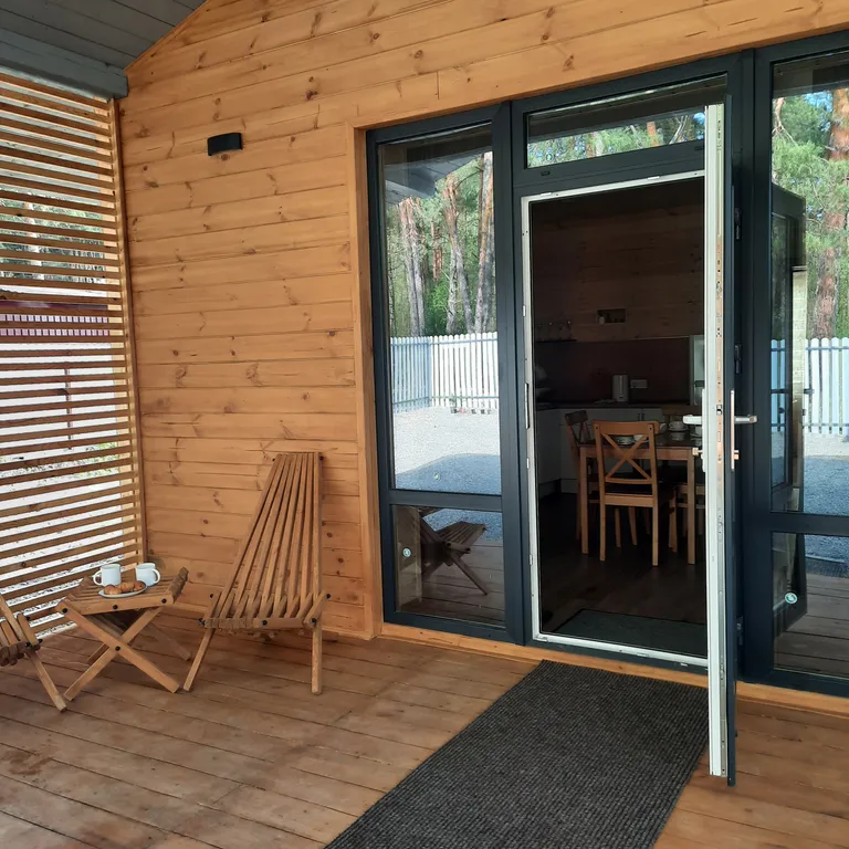 Гостевой дом в сосновом лесу в 15 минутах от курорта Манжерок