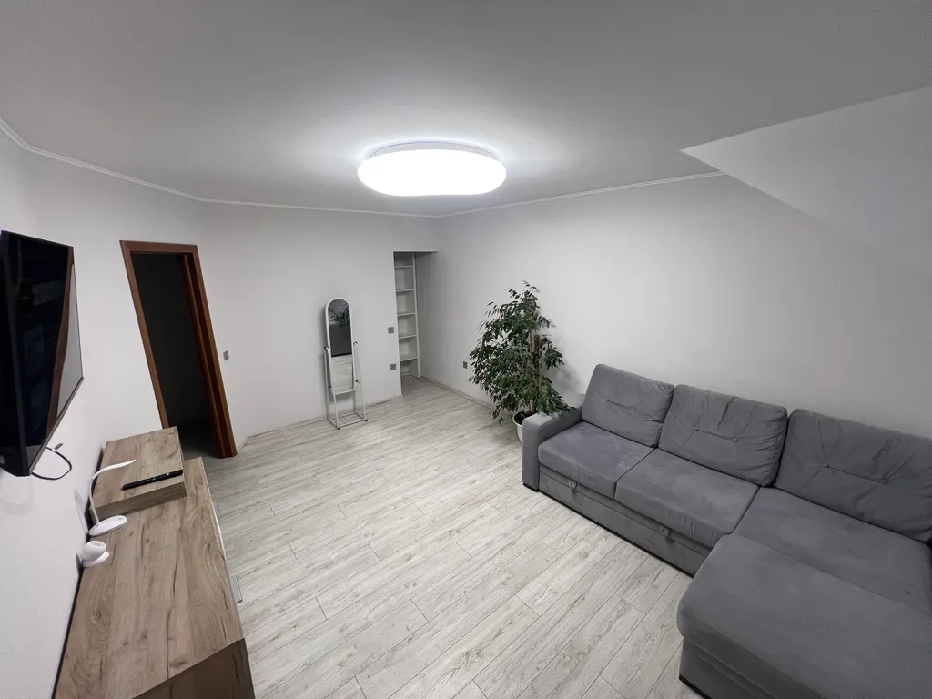 Уютная квартира в пешей доступности от моря