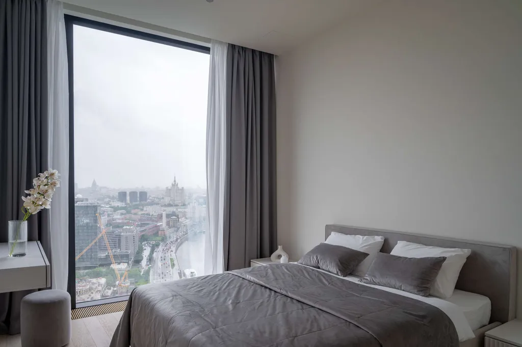 Просторные трёхкомнатные апартаменты в центре города в Capital Towers