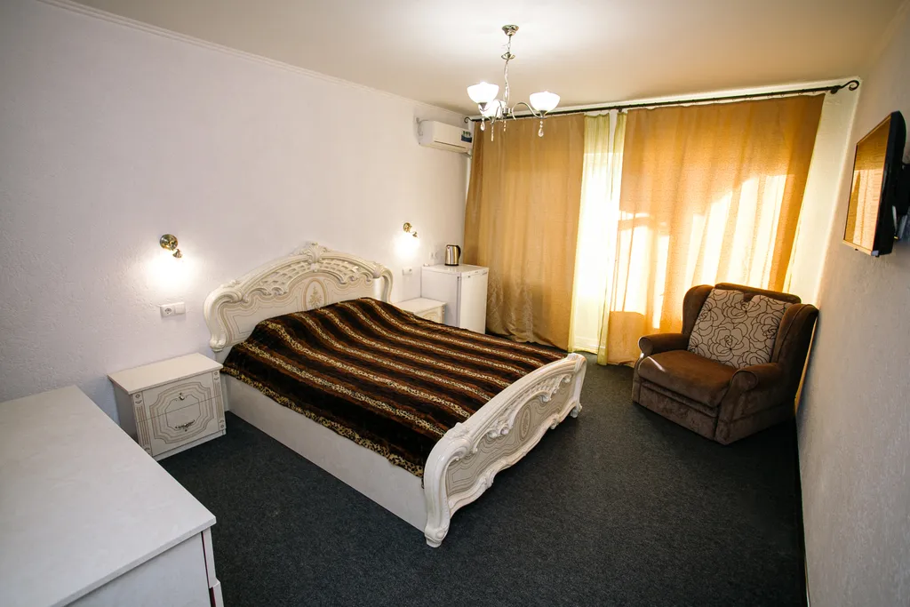 Большой двухместный номер с 1 кроватью