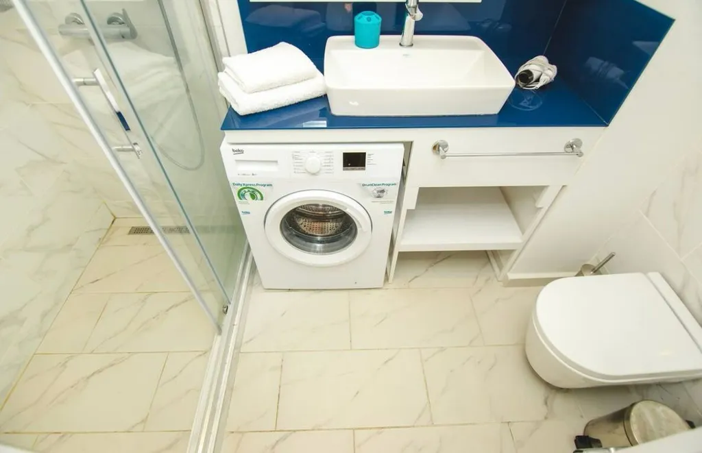 Orbi City View 39-43