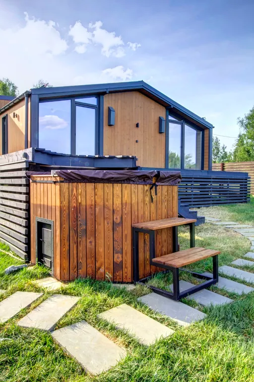 Дoм с видом на лec