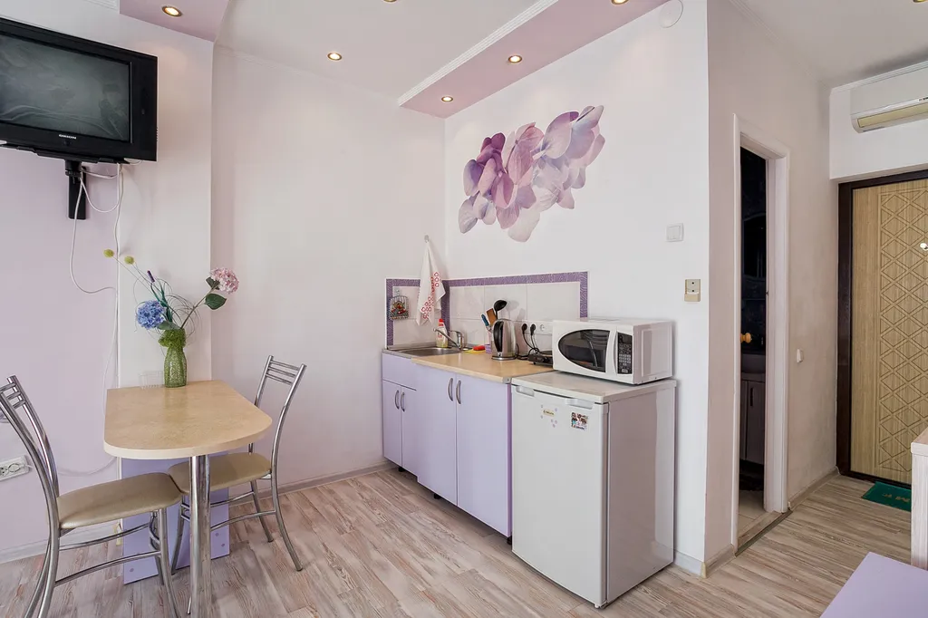 Видовая Квартира-студия на троих в Мисхоре с балконом у моря