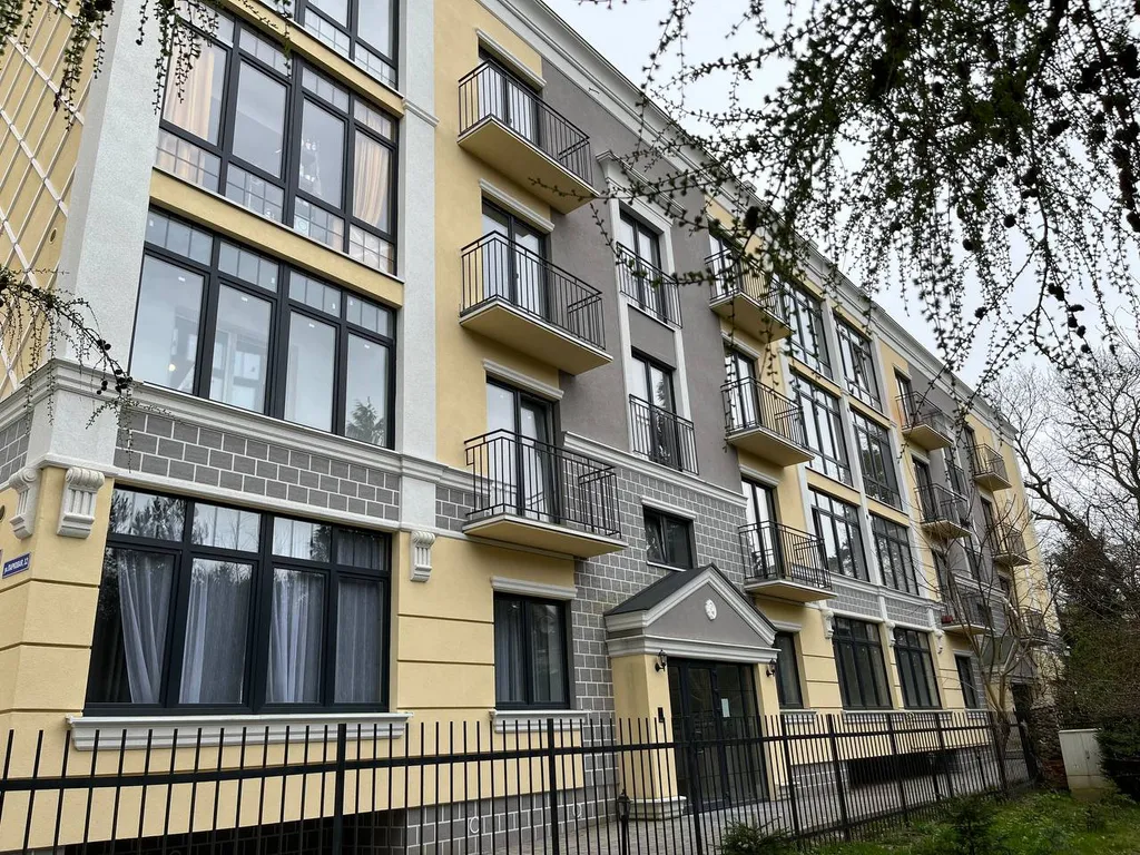 В роще у моря