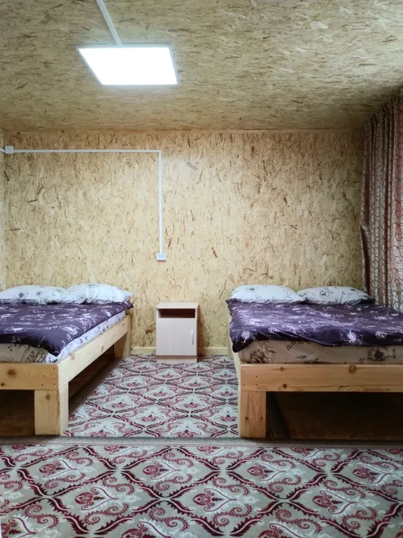 Коттедж Благоустроенный номер №2 с большой террасой — аренда посуточно в Чемал